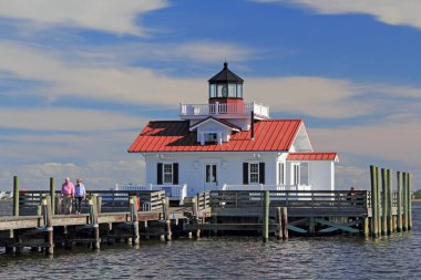 Manteo, Kuzey Carolina 22 Ekim: The Roanoke bataklıklar Lighthouse belki de 22 Ekim 2017 Manteo, Kuzey Carolina'da Manteo şirin kıyı toplumun en önemli dönüm noktası olduğunu