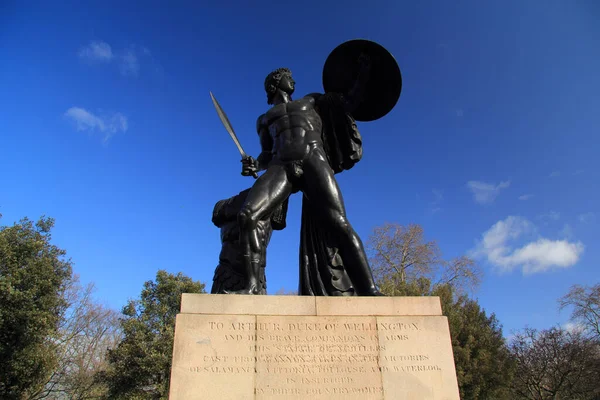 Beläget Hyde Park London Den Fot Höga Statyn Akilles Den — Stockfoto