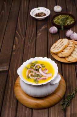 Deniz ürünleri ile sebze çorbası