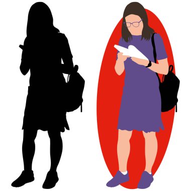 bir kitap ve bir sırt çantası ile kız