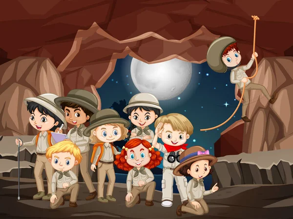 Сцена з багатьма дітьми в печері вночі — стоковий вектор