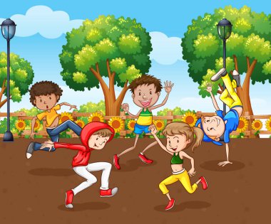 Parkta dans eden bir sürü çocuk sahnesi