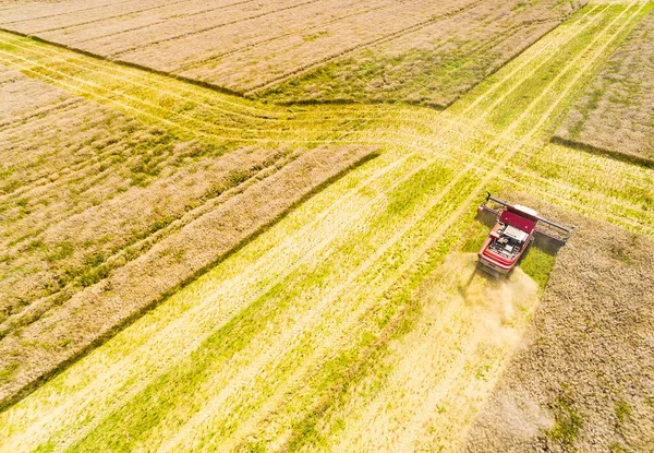 Birleştirme hasat havadan görünümü 