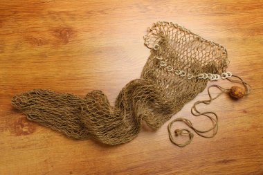 Balık ağı mantarı şamandıra ahşap plaka ile