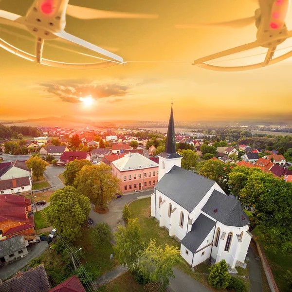 Prachtige Zonsondergang Gotische Kerk Peter Paul Litice Voorstad Van Pilsen — Stockfoto