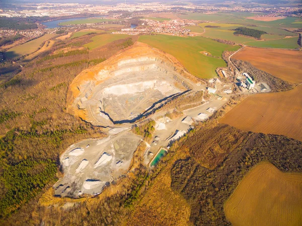 Widok z lotu ptaka otwarte oddanych kopalni — Zdjęcie stockowe