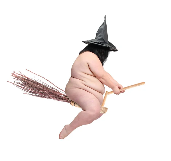 Sihirli Süpürgesi Üzerinde Uçan Komik Obez Cadı Çılgın Cadılar Bayramı — Stok fotoğraf