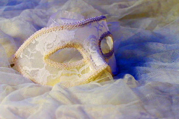 Dantel karnaval maskesi, yakın çekim