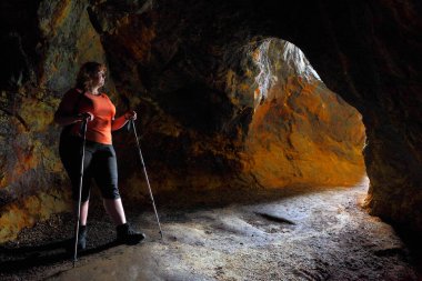 kadın keşfetmek antik underground benim 