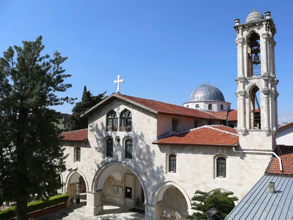 Edificio de la Iglesia Ortodoxa griega —  Fotos de Stock