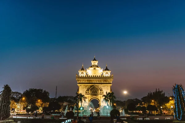 Patuxai - zafer Vientiane Arch