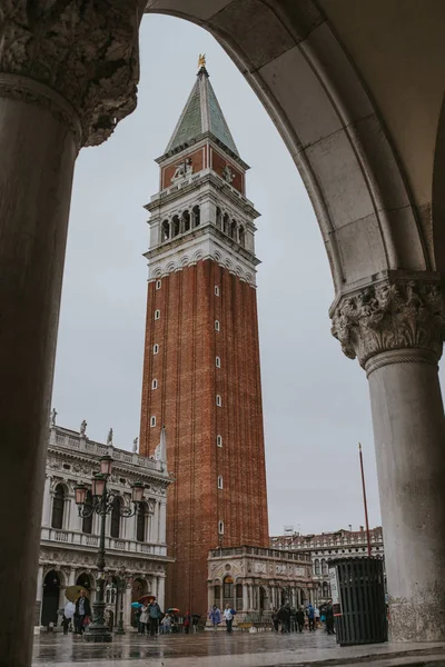 Campanile Venedik San Marco Meydanı
