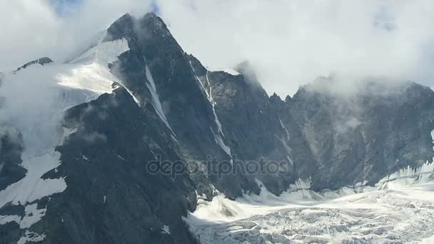 Peak of Grossglockner mountain and its glacier. Located in Salzburger Land, Austria — Stock Video