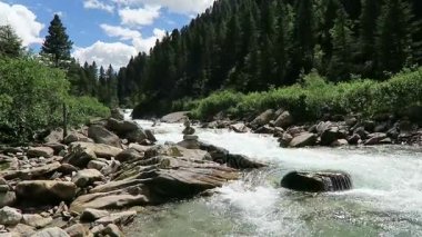 Krimmml Achental Vadisi, Salzburger Diyarı 'ndaki Krimmml şelaleleri. Avusturya