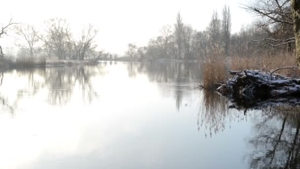 Baía de neve no rio Havel no tempo de inverno — Vídeo de Stock