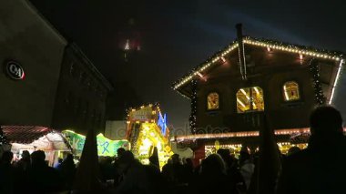 Spandau Berlin'in ahşap ev Noel Fuarı.