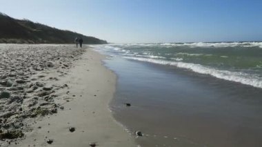  ahrenshoop tepeleri ve reed evleri (Almanya ile plaj boyunca yürüyüş)