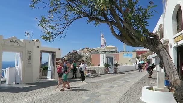 Promenade der Fira bei Santorini (Griechenland)) — Stockvideo