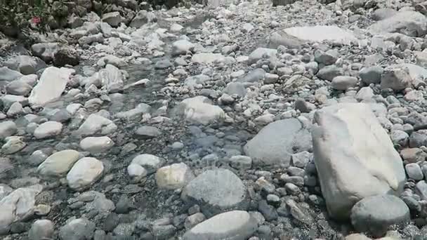 Escursioni attraverso la gola di Samaria a Creta (Grecia) ). — Video Stock