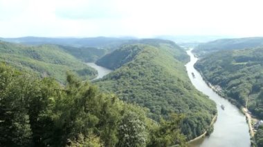 Saar nehir döngü Mettlach (Almanya Saarland içinde yanında üzerinde göster).
