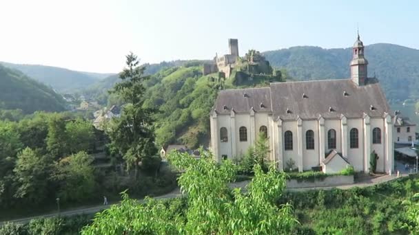 Cityscape Του Beilstein Στο Moselle Ποταμού Στη Γερμανία Καρμελίτης Εκκλησία — Αρχείο Βίντεο