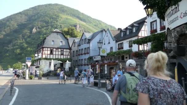 Beilstein Rheinland Pfalz Duitsland Augustus 2019 Wandelaars Straten Van Stad — Stockvideo