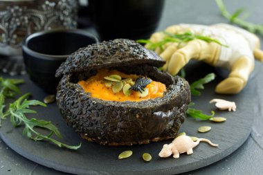 Cadılar Bayramı 'nda balkabağı çorbası..