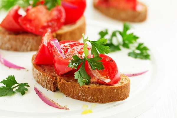 Bruschetta Tomatoes Onions Selective Focus — Stock Photo, Image