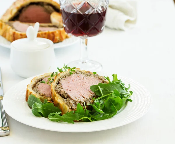 Homemade Christmas Beef Wellington Pastry Crust — Stock Photo, Image