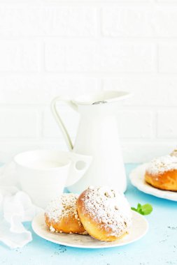 Ev yapımı meyveli kek. seçici odak.