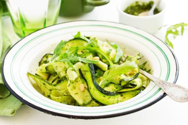 roka soslu kabak salatası..