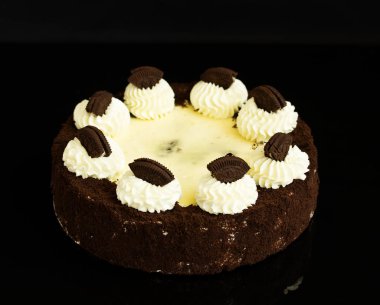 lezzetli balık köftesi, gri bir arka plan üzerine bir parça.