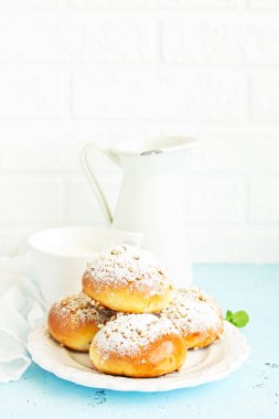 Ev yapımı meyveli kek. seçici odak.