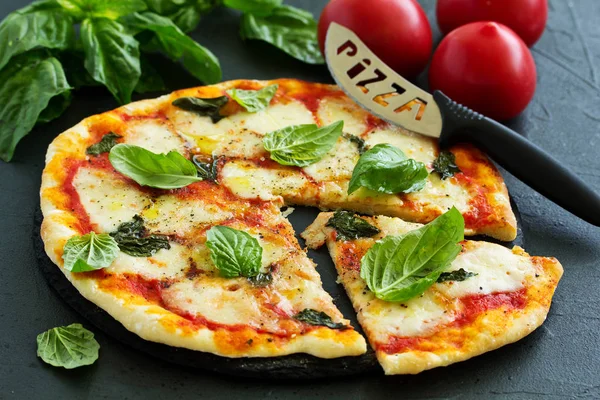 Homemade Pizza Margarita Selective Focus — Stock Photo, Image