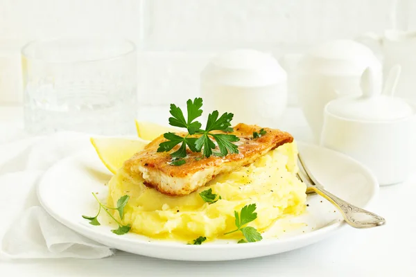 Fried Fish Mashed Potatoes — Stock Photo, Image