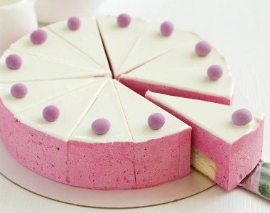 Kremalı lezzetli pasta.