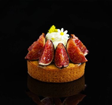 incir ile kum tartı.