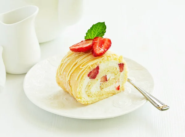 딸기와 비스킷 — 스톡 사진