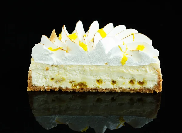 Lemon Cheesecake Meringue — Stock Photo, Image