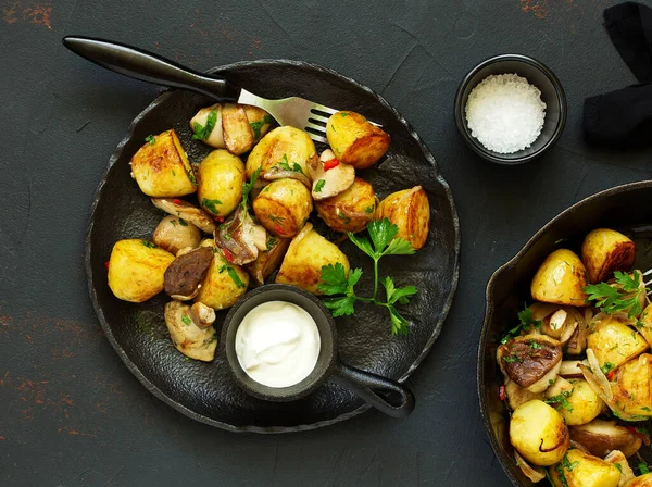 Baked Potatoes Mushrooms Frying Pan — Stock Photo, Image