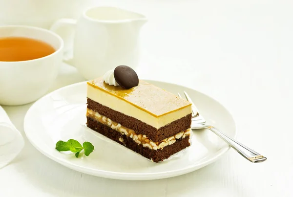 Chocolate Cake Caramel Nuts — Stock Photo, Image