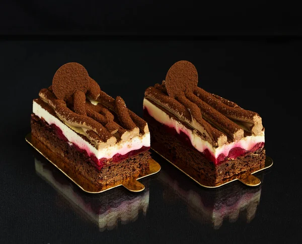 Brownie Cerise Mousse — Photo