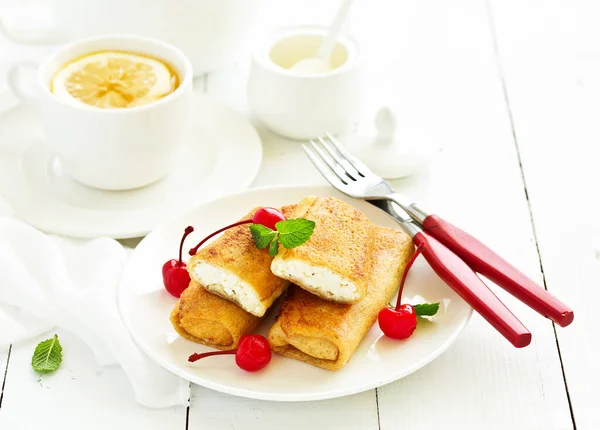 Russian Crepes Stuffed Curd Cherry — Stock Photo, Image