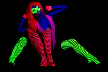 kızdırma uv neon seksi disko dört ayaklı kadın