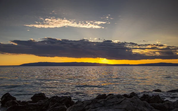 Splendido tramonto sul mare — Foto Stock