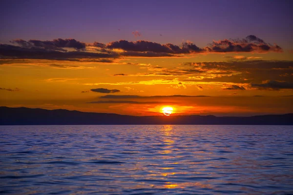 Splendido tramonto sul mare — Foto Stock