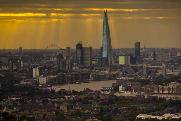 City of london sunrays — Stock Photo, Image