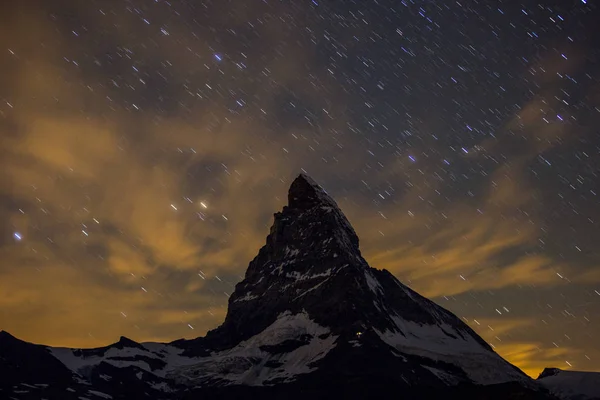 Matterhorn stary gece — Stok fotoğraf