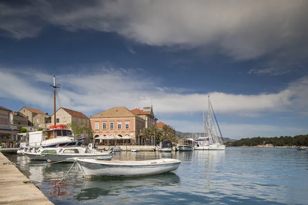 Puerto de Stari Grad — Foto de Stock