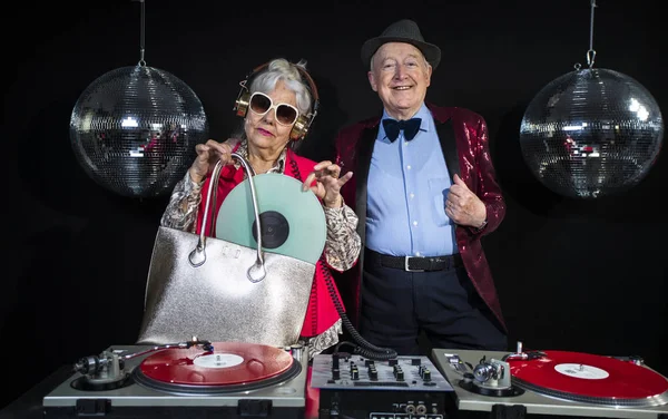 Dj grandma and grandpa — Stock Photo, Image